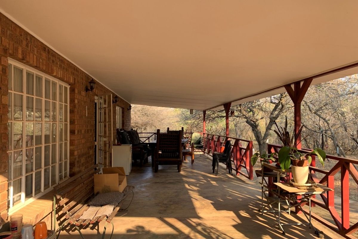 House for Sale in Kranspoort Vakansiedorp - Photo 2