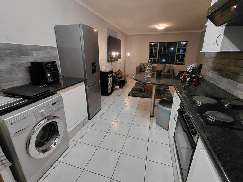 Exciting new listing in Kenleaf!! - Photo 3