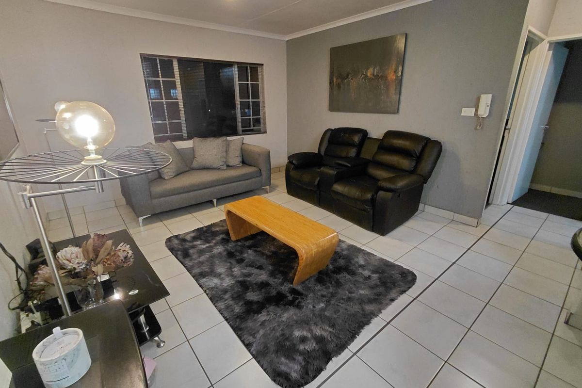 Exciting new listing in Kenleaf!! - Photo 5