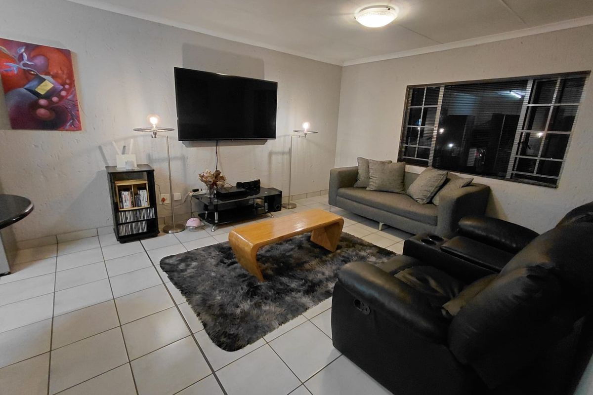 Exciting new listing in Kenleaf!! - Photo 4