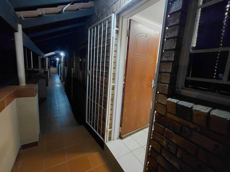 Exciting new listing in Kenleaf!! - Photo 9