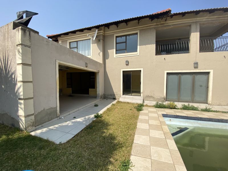 6 Bedroom House For Sale In Sonneveld - Photo 6