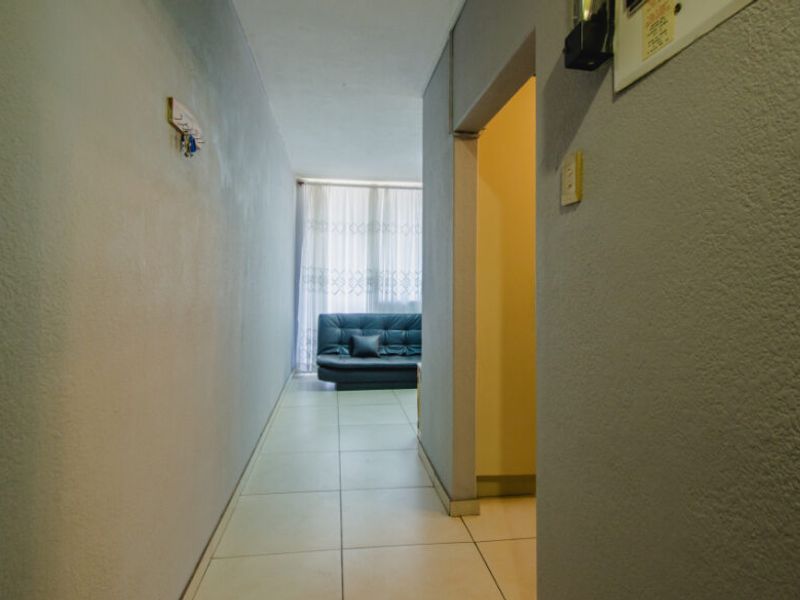 Modern 2-Bedroom Apartment for Sale in Heidelberg Central - Photo 7