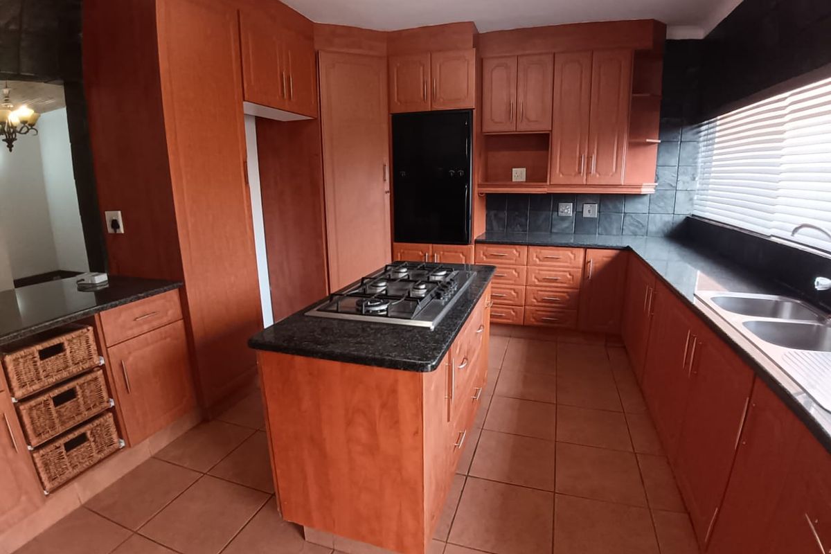 Spacious 4-Bedroom Home in Prime Location - Photo 3
