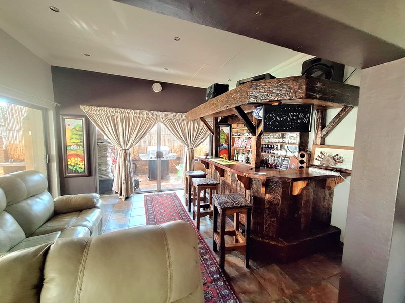 Modern Family Haven in Old Aerorand with 2x 1Bedroom flats - Photo 7