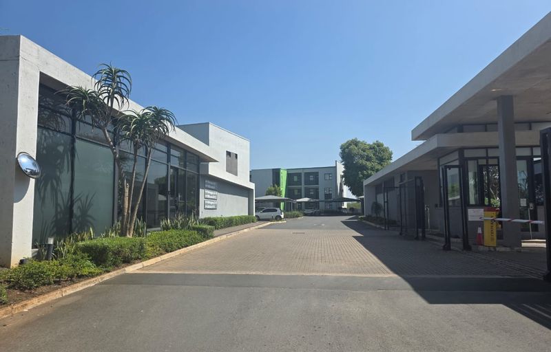 Modern 2-Bedroom Apartment with Lifestyle Amenities in the Heart of Ballito