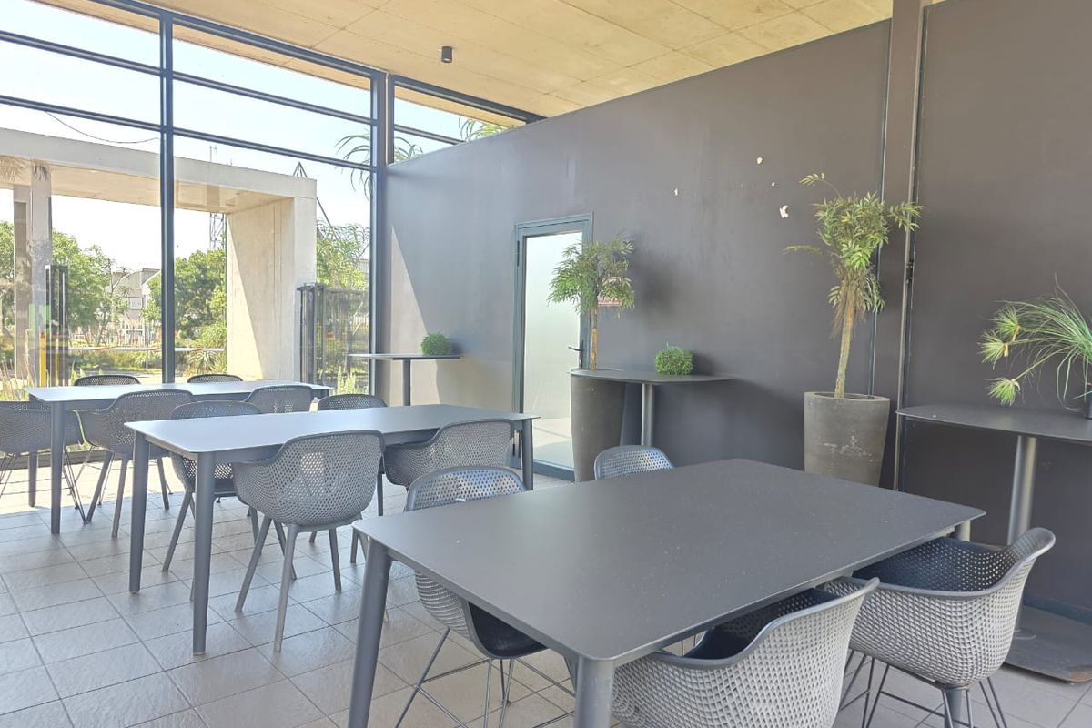 Modern 2-Bedroom Apartment with Lifestyle Amenities in the Heart of Ballito - Photo 4