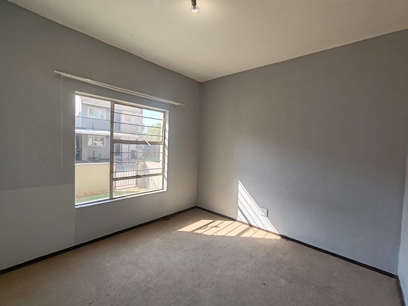 2 Bedroom Apartment for Sale in Brenthust Brakpan - Photo 10