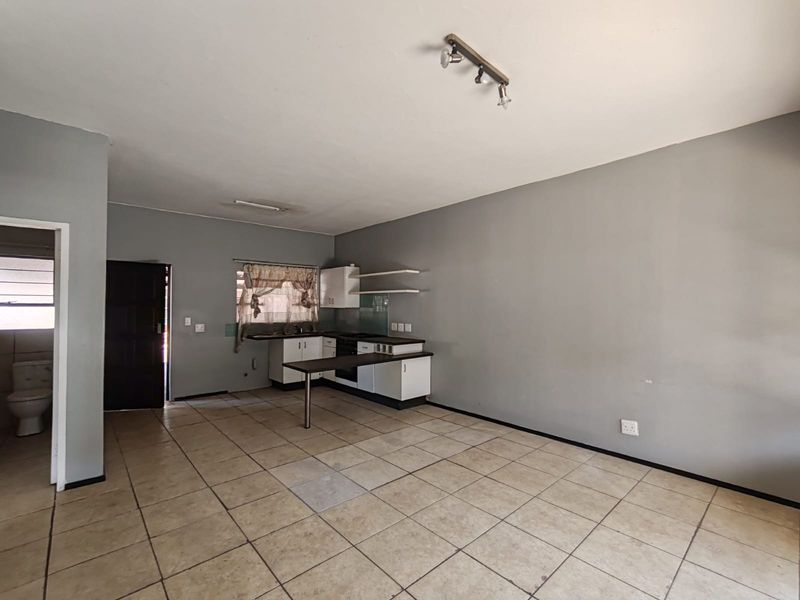 2 Bedroom Apartment for Sale in Brenthust Brakpan - Photo 9