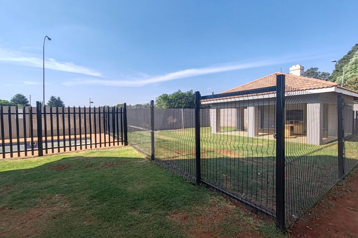 2 Bedroom Apartment for Sale in Brenthust Brakpan - Photo 5