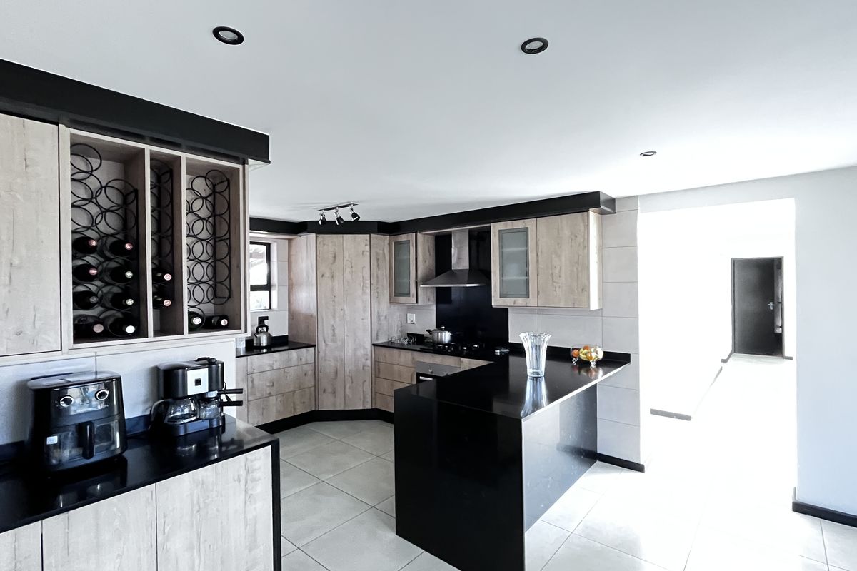 Smallholding For Sale In Benoni - Photo 5