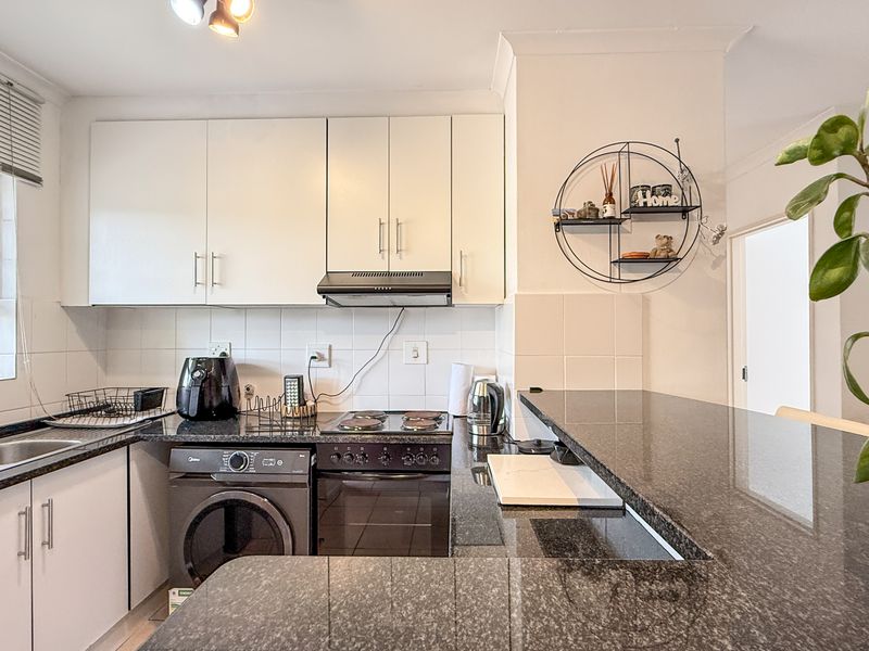 New Sole Mandate located in the secure Kingston Estate on Simbithi Drive, Ballito. - Photo 8