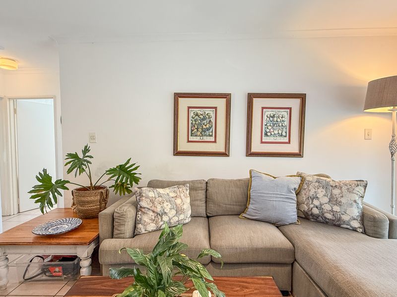 New Sole Mandate located in the secure Kingston Estate on Simbithi Drive, Ballito. - Photo 6