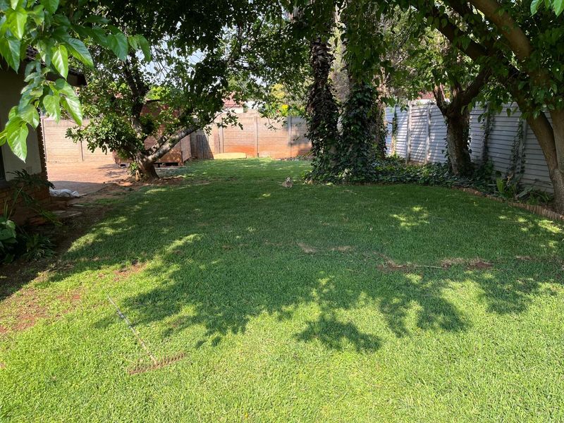 FLORA GARDENS!!! - Photo 2