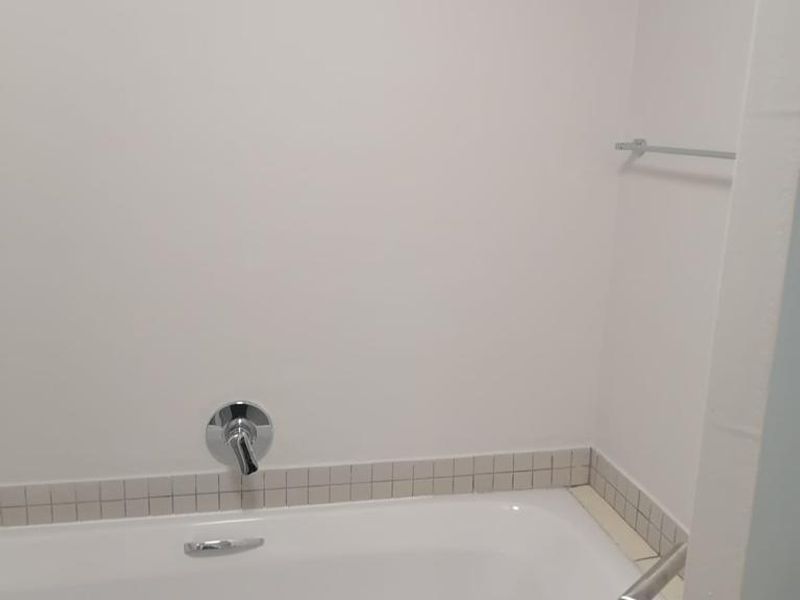 Ground Floor 2-Bedroom Apartment in the Heart of Ballito - Photo 10