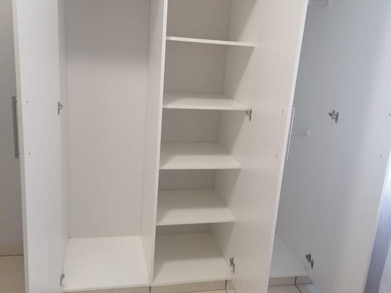 Ground Floor 2-Bedroom Apartment in the Heart of Ballito - Photo 7