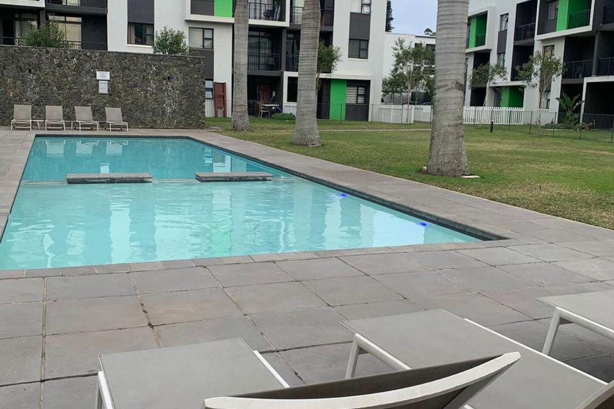 Ground Floor 2-Bedroom Apartment in the Heart of Ballito - Photo 2