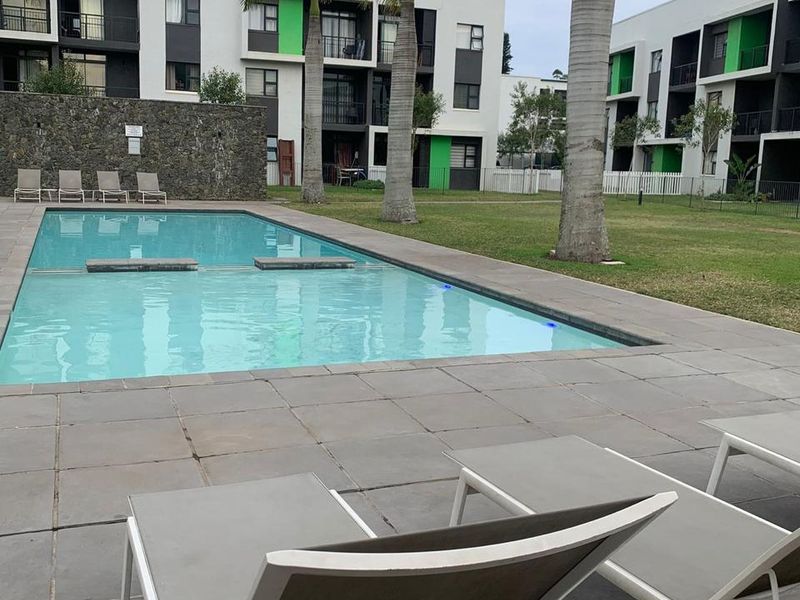 Ground Floor 2-Bedroom Apartment in the Heart of Ballito - Photo 2