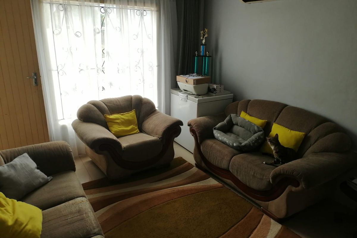 10 Minutes from Gateway - Photo 4