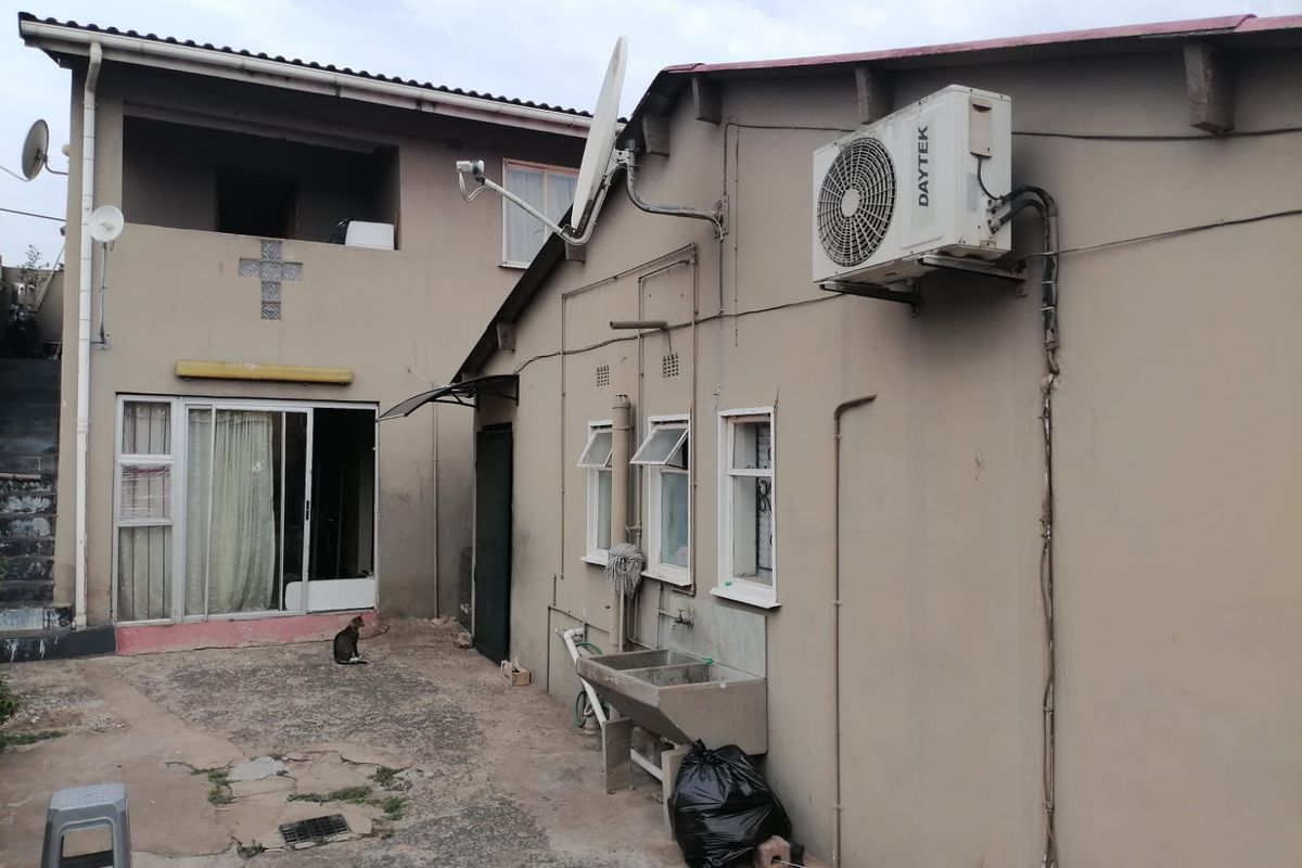 10 Minutes from Gateway - Photo 2