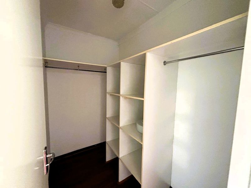 🌞 Charming Duplex Starter Home in Secure Complex - Photo 6