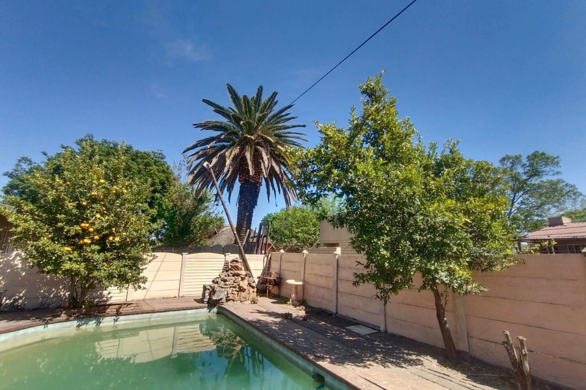 !MASSIVE INVESTMENT You can Create!  !This is a Bargain Buy! - Photo 2