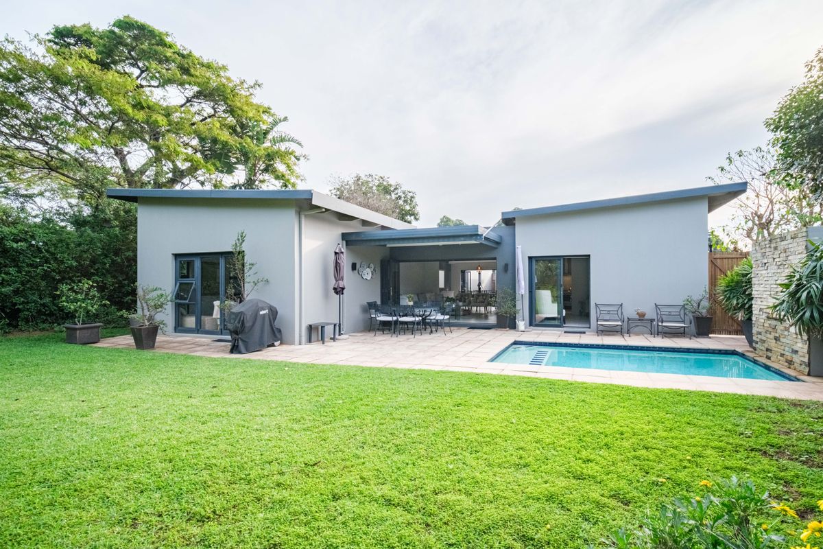 Elegant, Modern and spacious home in Ballito - Photo 3