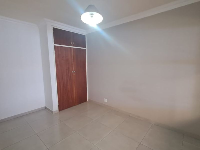 Charming 2-Bedroom Apartment to Let in Three Rivers - Photo 7