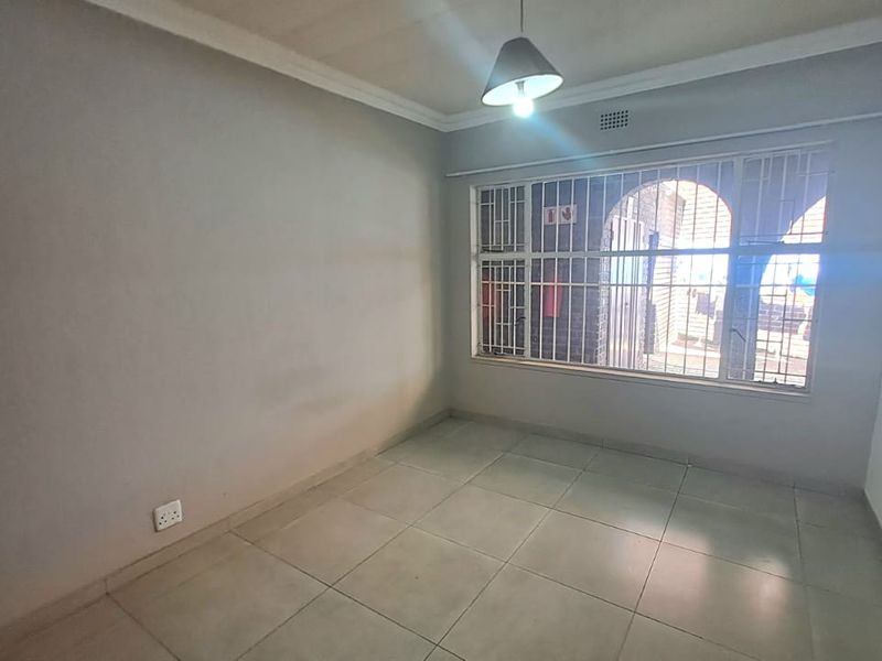 Charming 2-Bedroom Apartment to Let in Three Rivers - Photo 6