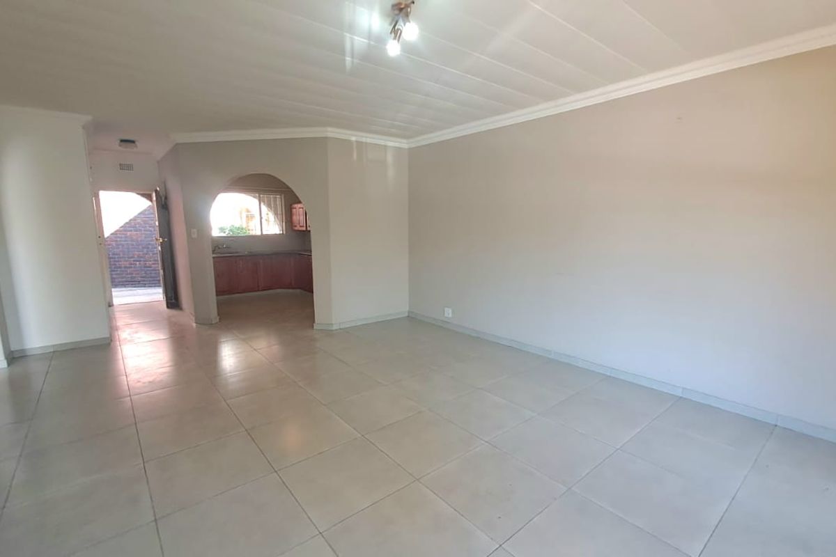 Charming 2-Bedroom Apartment to Let in Three Rivers - Photo 3