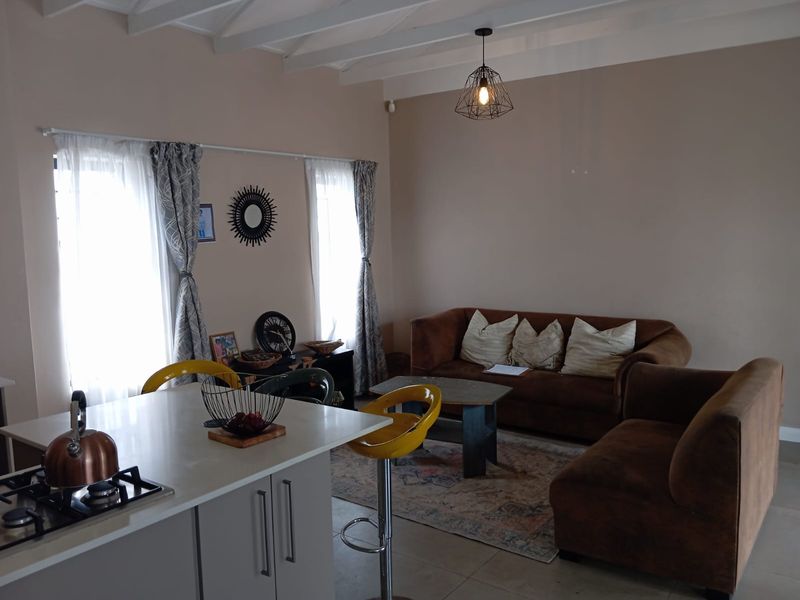 Neat 3-Bedroom Family Home – Open to Offers - Photo 7