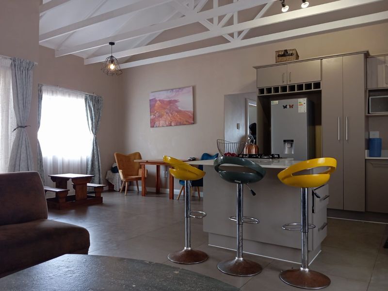 Neat 3-Bedroom Family Home – Open to Offers - Photo 2