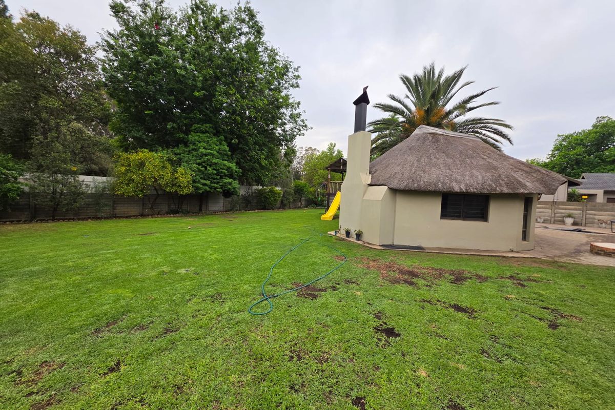 Immaculate House for Sale in Sasolburg – Off the Grid Living! - Photo 2