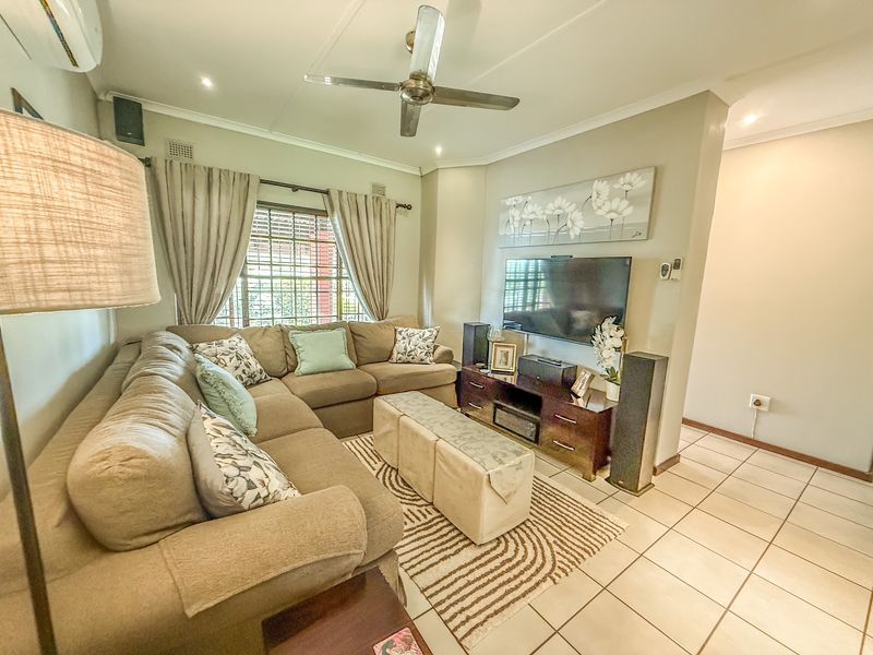 House Pending Sale In Empangeni - Photo 5