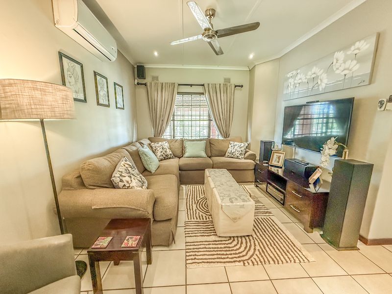 House Pending Sale In Empangeni - Photo 6