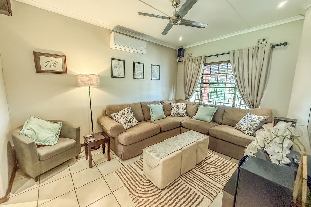 House Pending Sale In Empangeni - Photo 4