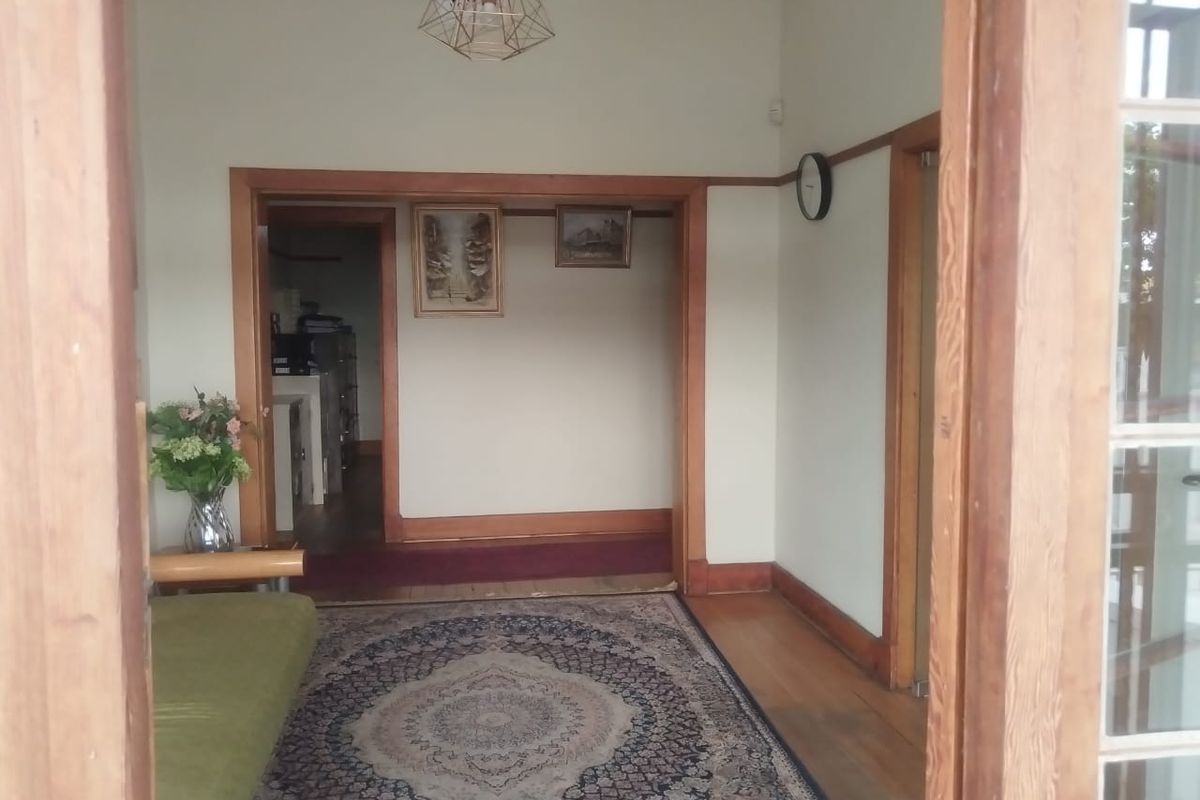 Offices with 2 Flats situated in Boksburg South - Photo 4