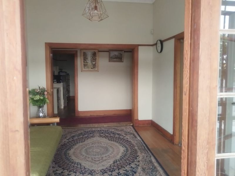 Offices with 2 Flats situated in Boksburg South - Photo 4