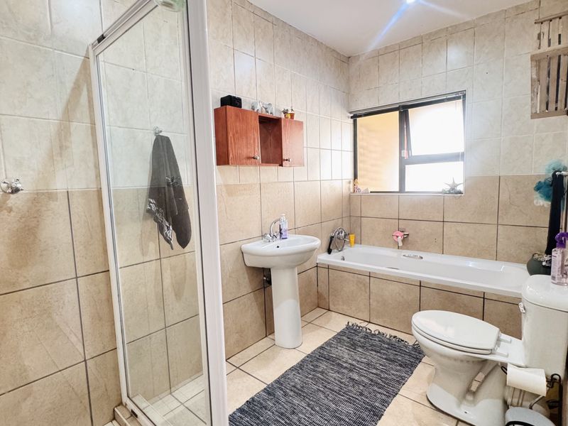 Ground-Floor Apartment with Private Garden at Reyno Views - Photo 10