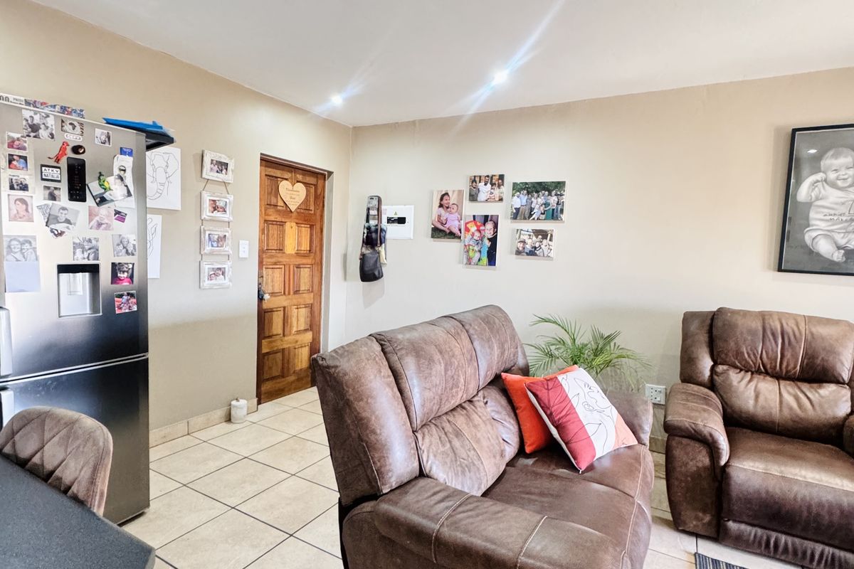 Ground-Floor Apartment with Private Garden at Reyno Views - Photo 5