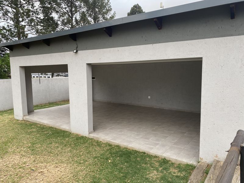 2 Bedroom Apartment in Rynfield Benoni - Photo 3