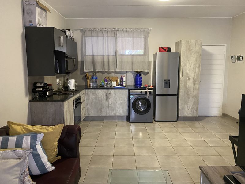 2 Bedroom Apartment in Rynfield Benoni - Photo 9