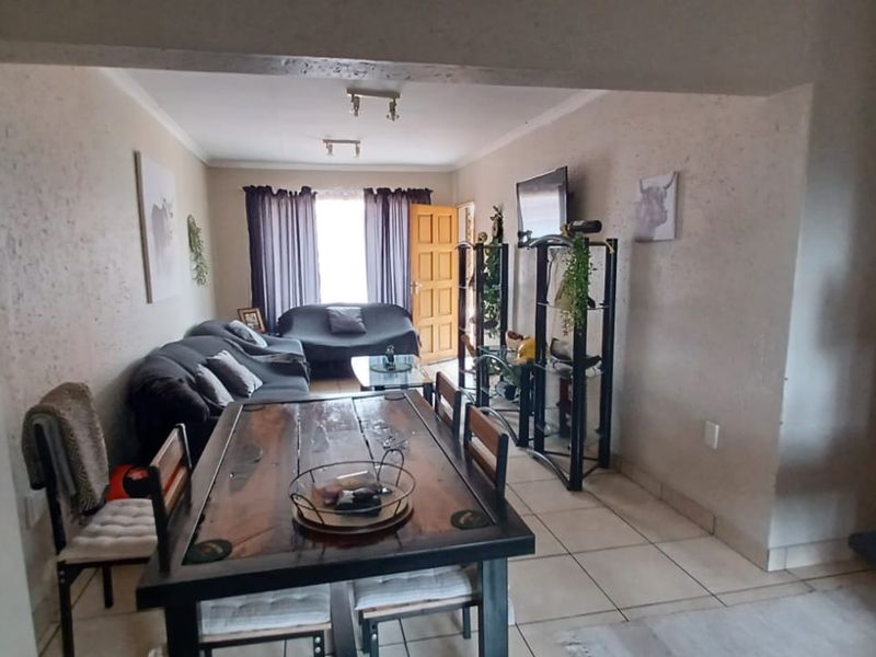 2 Bedroom Apartment in Bakpa - Photo 10