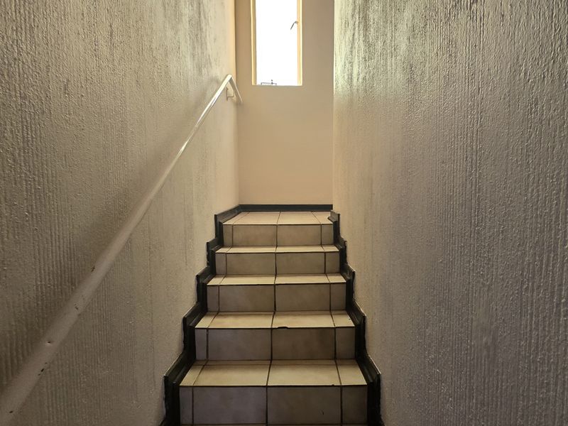3 Bedroom Townhouse - Photo 10