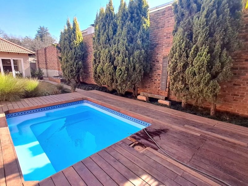 Your Dream Family Home Awaits! - Photo 3