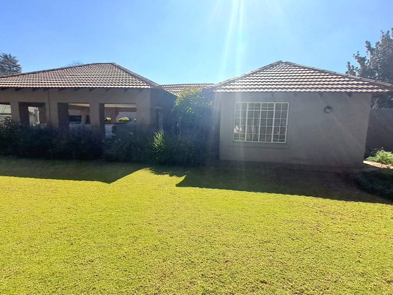 Your Dream Family Home Awaits! - Photo 9