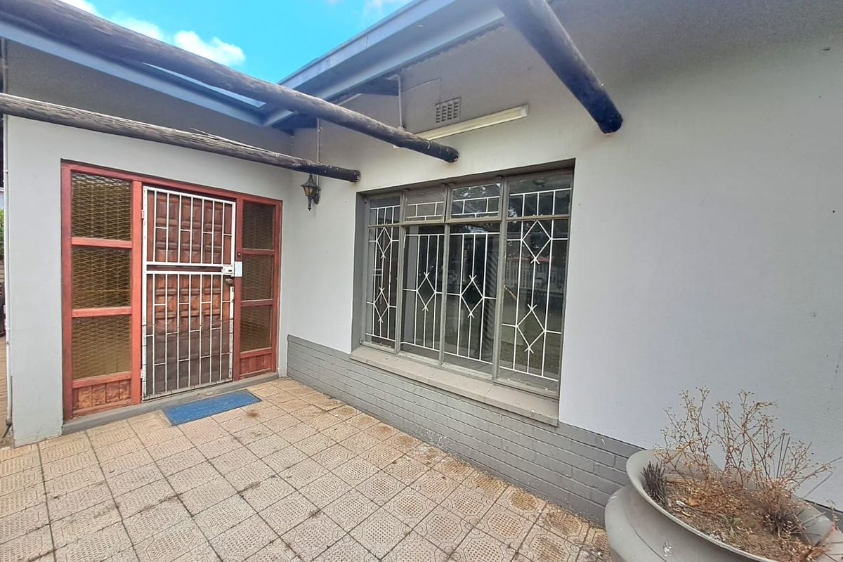 3-Bedroom House to Let – Three Rivers - Photo 5