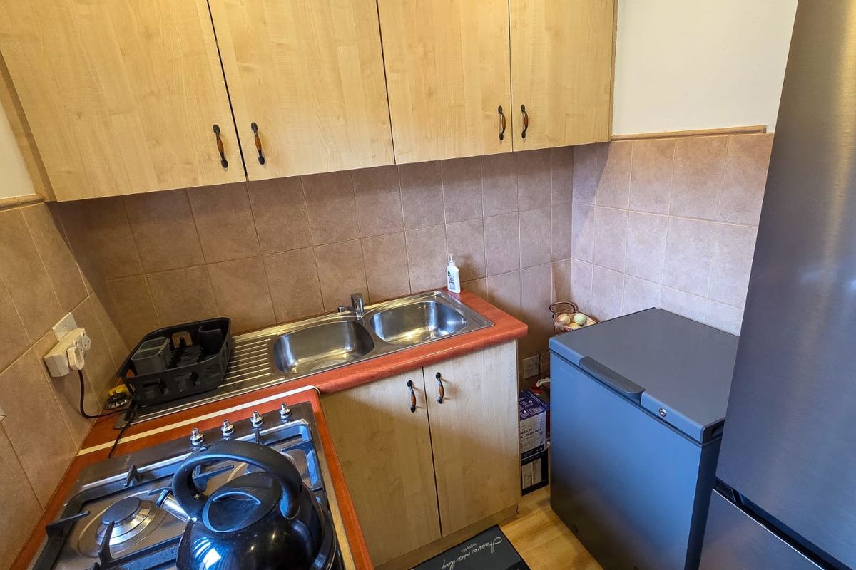 1-Bedroom Unit for Sale in Secure Retirement Village Chase Valley. - Photo 4