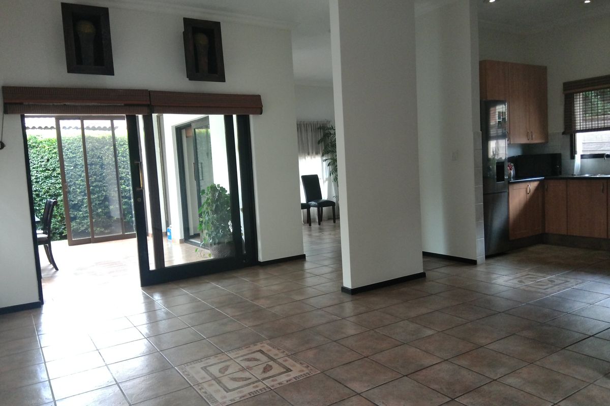 Charming Dam House for Sale! - Photo 3