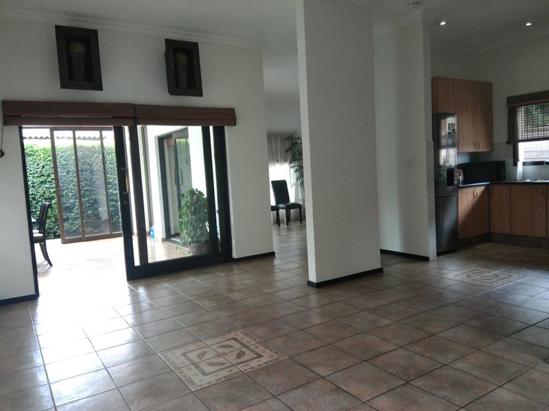 Charming Dam House for Sale! - Photo 3